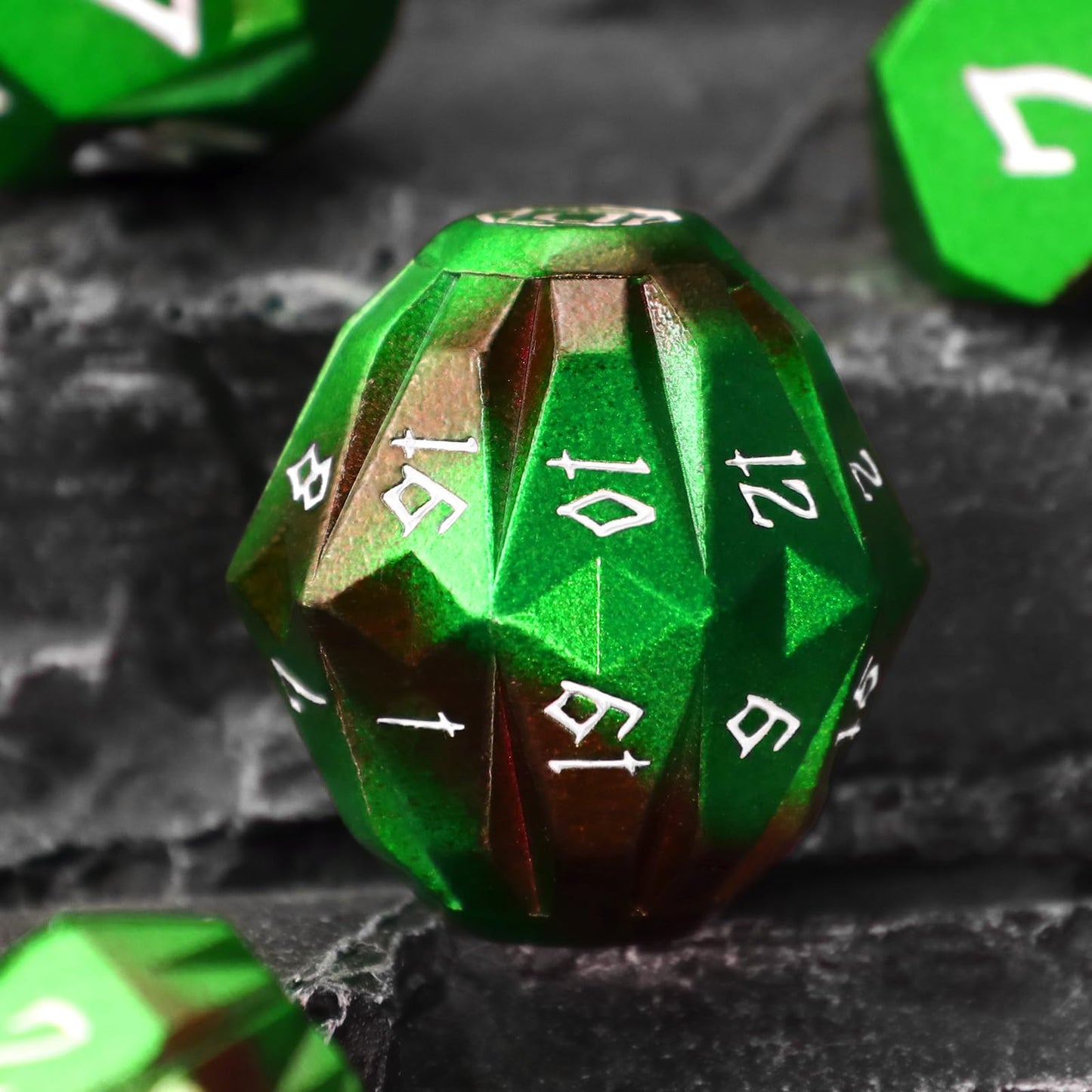 FONVGOGO Metal DND Dice Set – 7-Piece Zinc Alloy Polyhedral Dice with Storage Case (Black/Green)