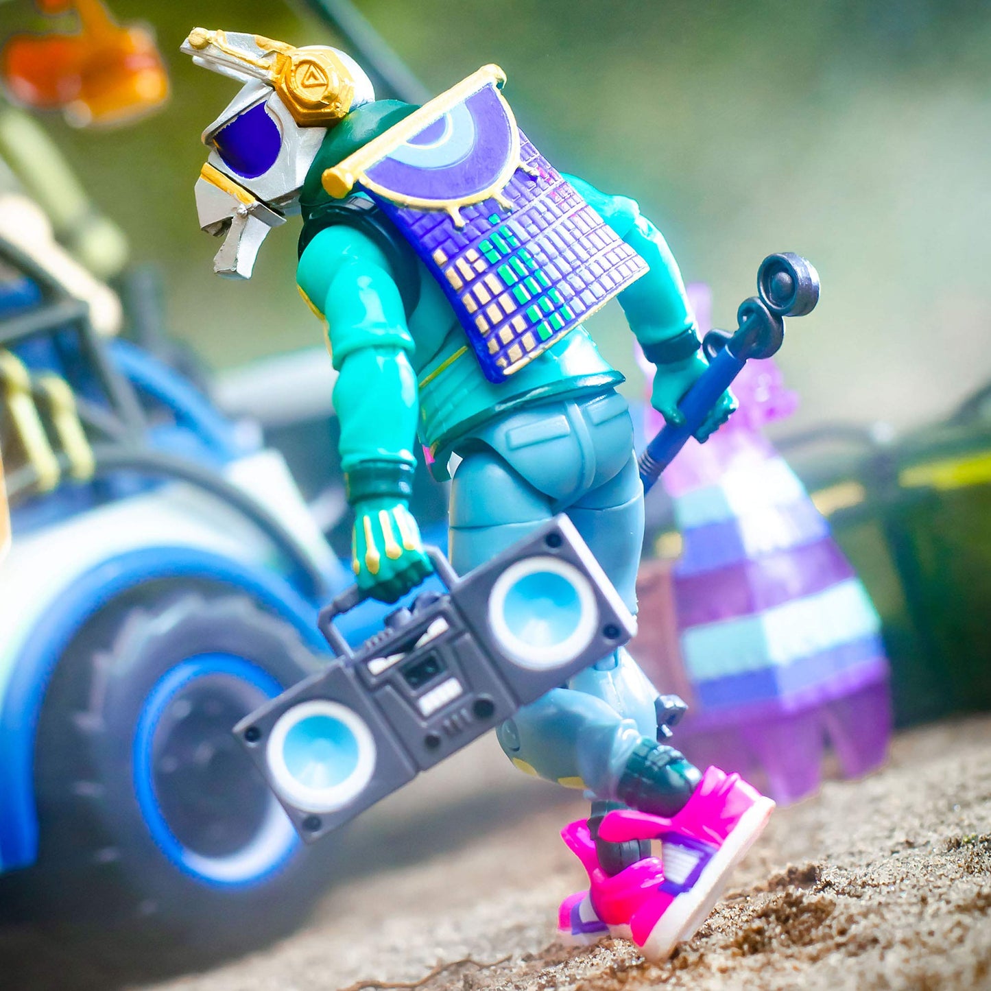 Fortnite DJ Yonder Solo Mode Core Figure Pack – 4-inch Action Figure (FNT0101)