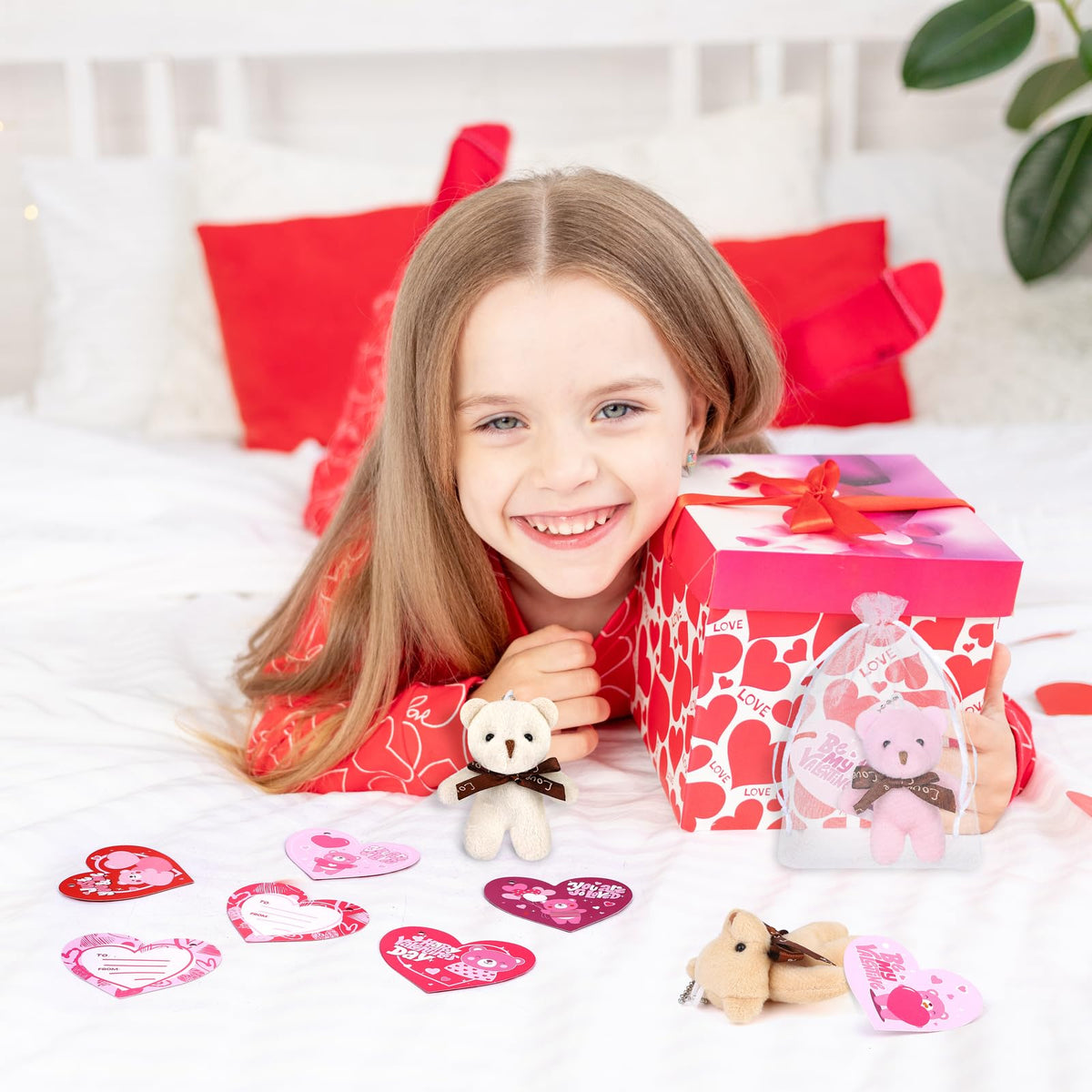 Fovths 32-Pack Valentine Bears with Heart Cards – Plush Teddy Gifts & Party Favors