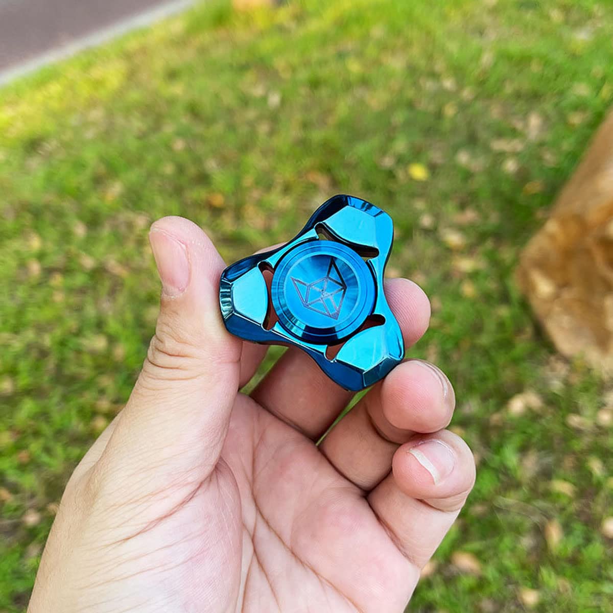 FREELOVE Metal Fidget Spinner for Adults – Stainless Steel, Heavy Spin, Blue
