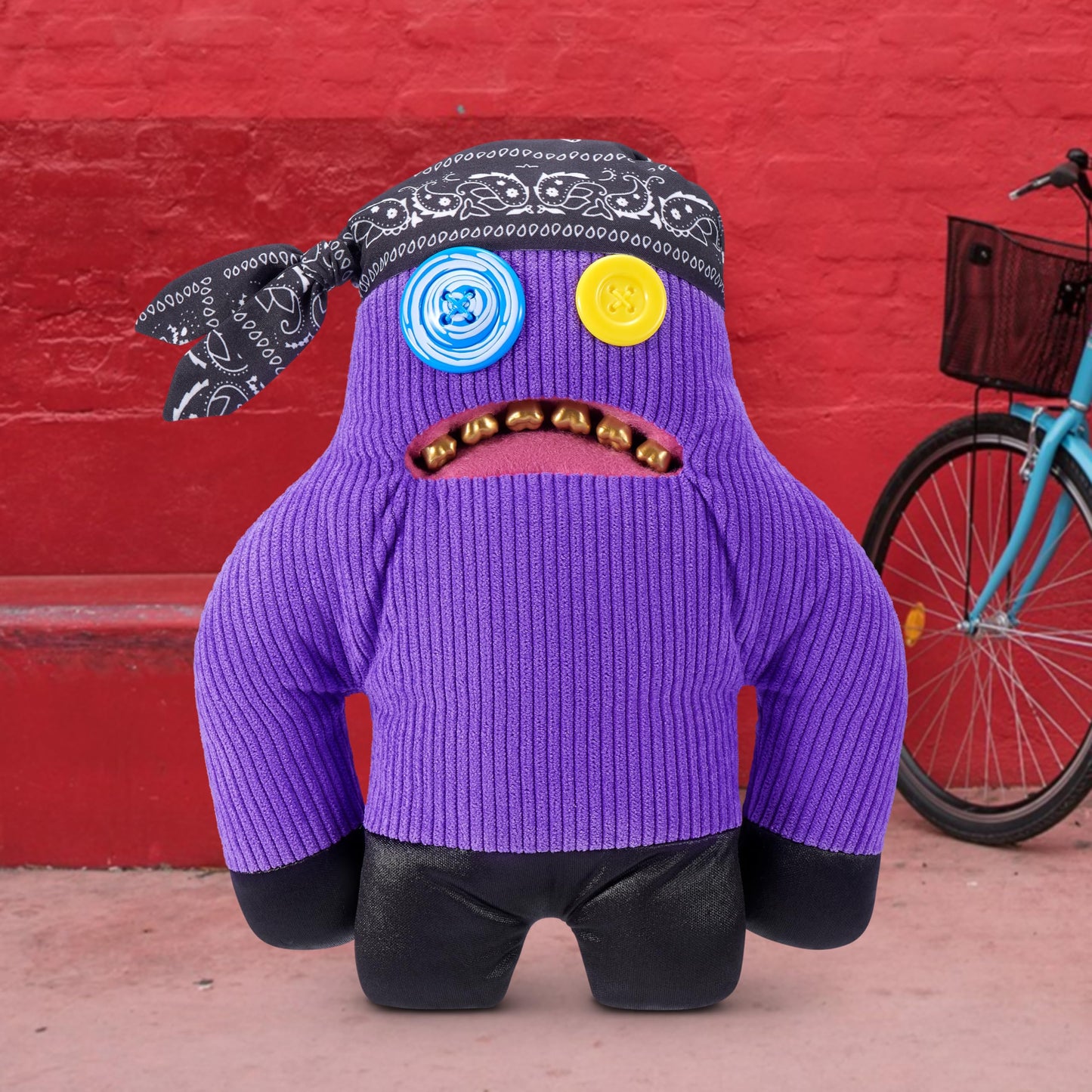 Fuggler Fugg Life 22 cm Plush Toy (Sasquoosh) – Funny Ugly Monster Cuddly Toy by ZURU