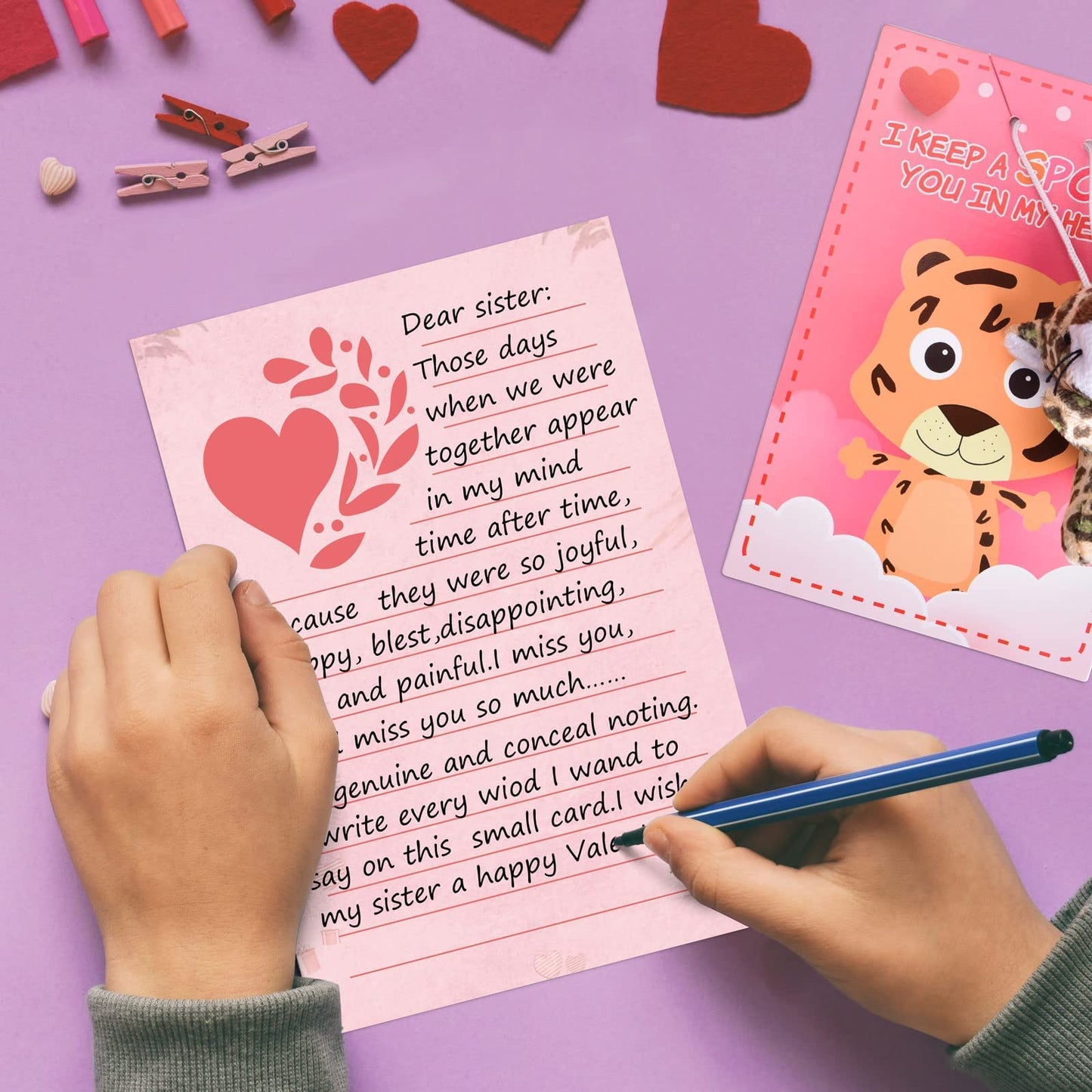 FUN LITTLE TOYS Valentine’s Day Cards for Kids – 28 Pack Mini Plush Animals with Cards