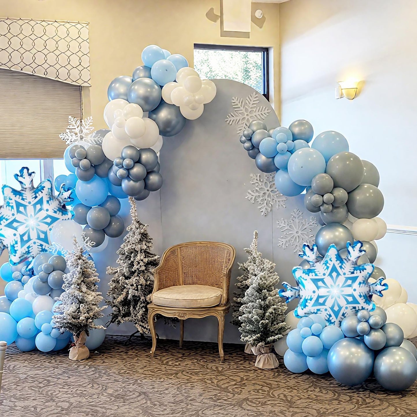 FunHot Snowflake Balloons Kit — 12in Metallic Blue, Silver & White with Snowflake Print & Foil Balloons