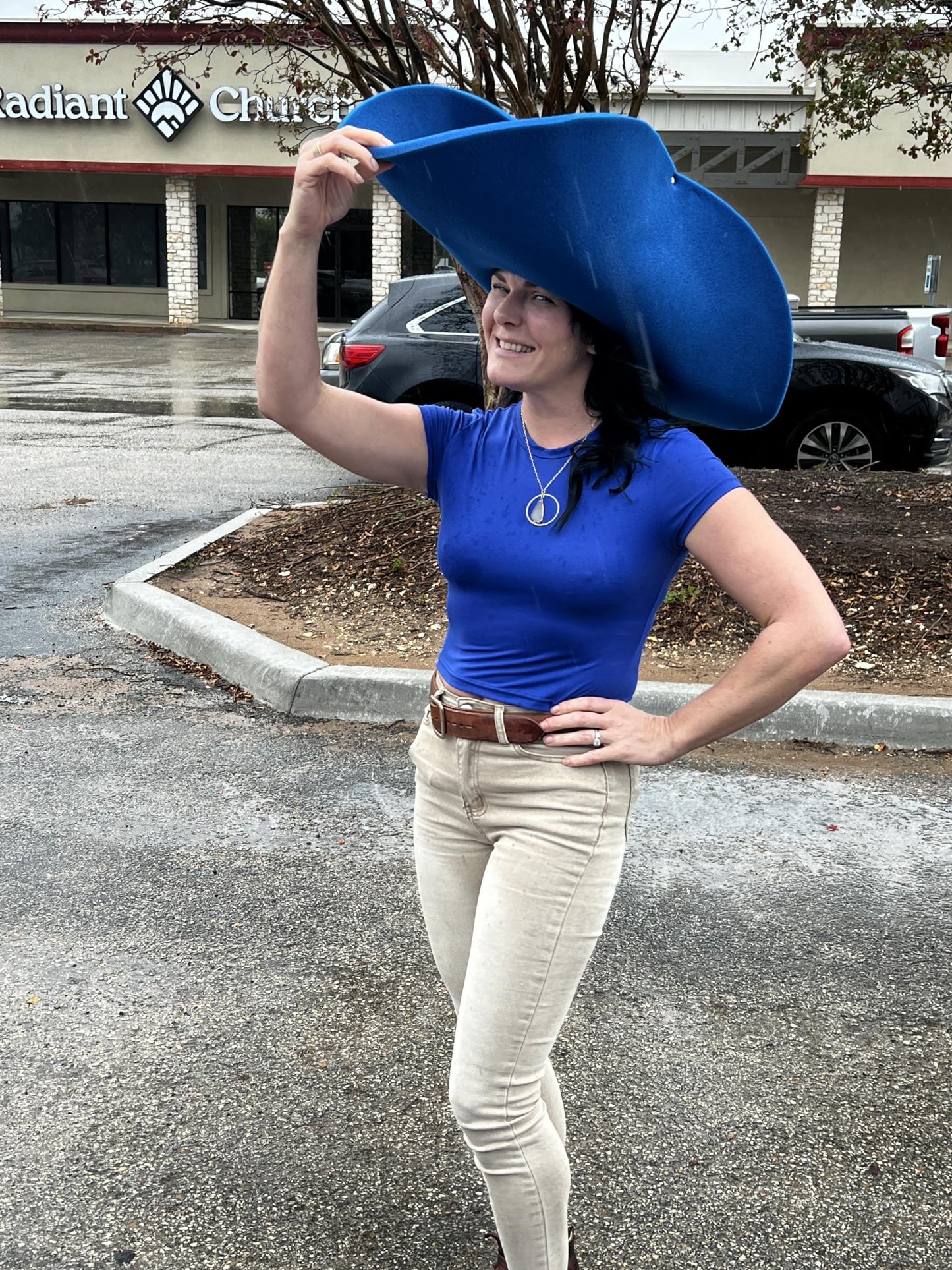FUNSTITUTION Giant Red Foam Cowboy Hat – Oversized, One-Size-Fits-All for All Ages