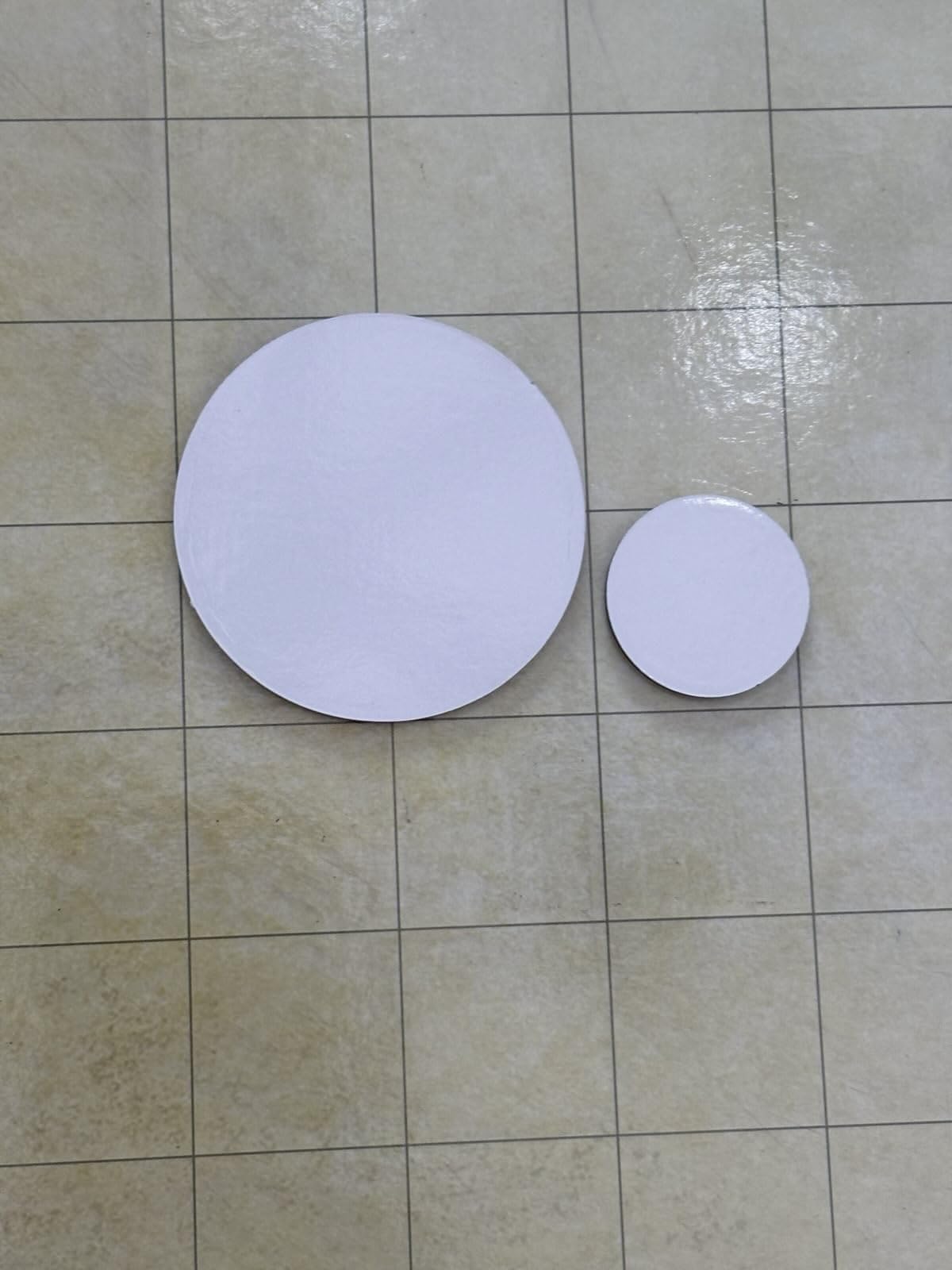 Futhark 100 Dry Erase Tokens for DND – Reusable 1-Inch & 2-Inch Circle Markers (100 PCS)