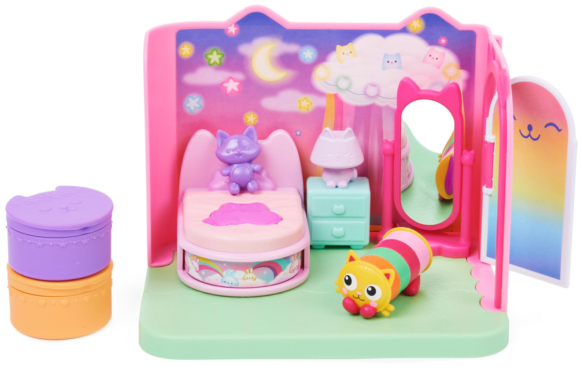 Gabby’s Dollhouse Sweet Dreams Bedroom – Pillow Cat Figure & Accessories | DreamWorks Gabby’s Dollhouse