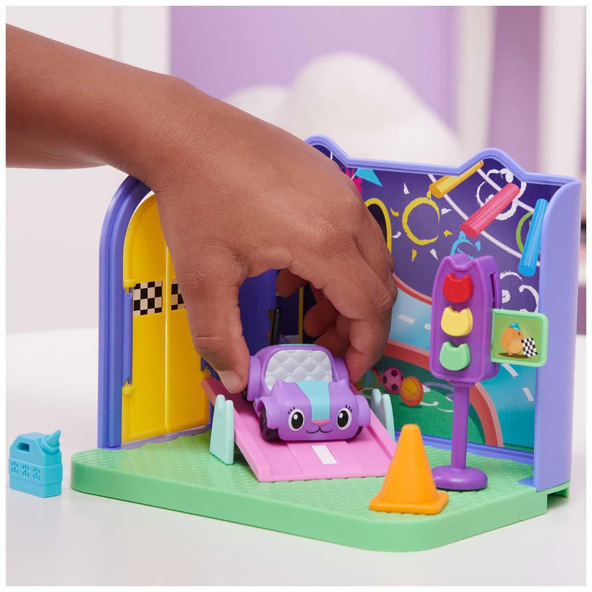 Gabby’s Dollhouse Carlita Purr-ific Play Room with Carlita Toy Car – Deluxe Dollhouse Accessories