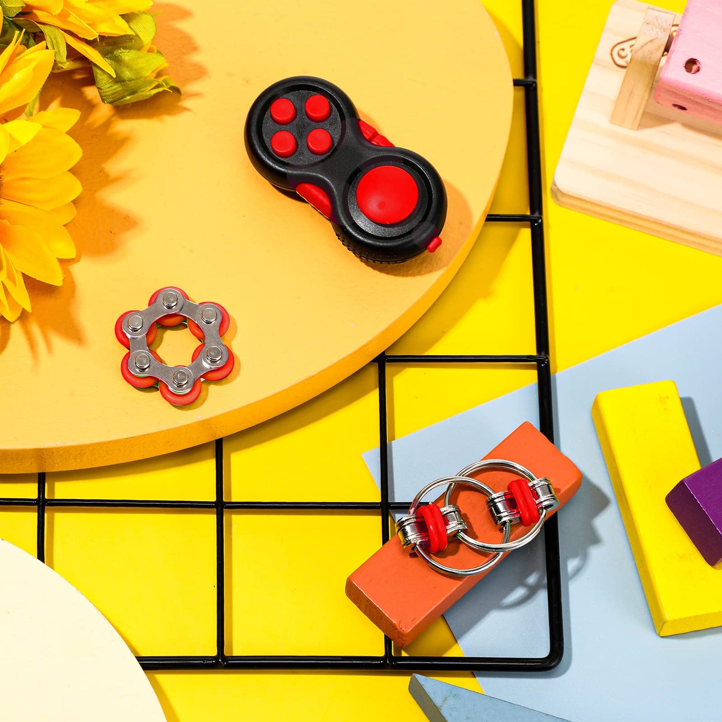 Gejoy 3-Piece Fidget Toys Set for Adults — Controller Pad, Six Roller Chain & Key Flippy Chain
