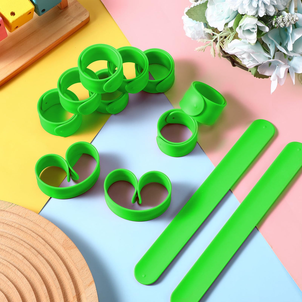 Gemscream 12 Pcs Silicone Slap Bracelets – Green DIY Wristbands for Craft Projects & Party Favors