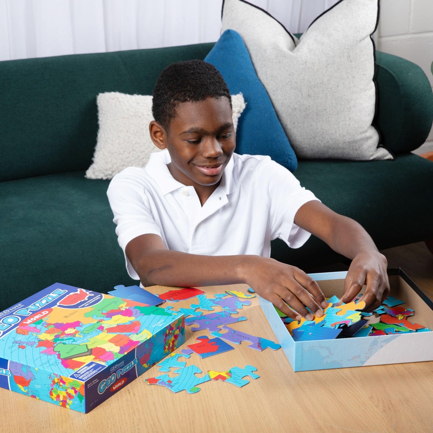 Geotoys GeoPuzzle World Map – 68-Piece Jigsaw for Kids Aged 6-9