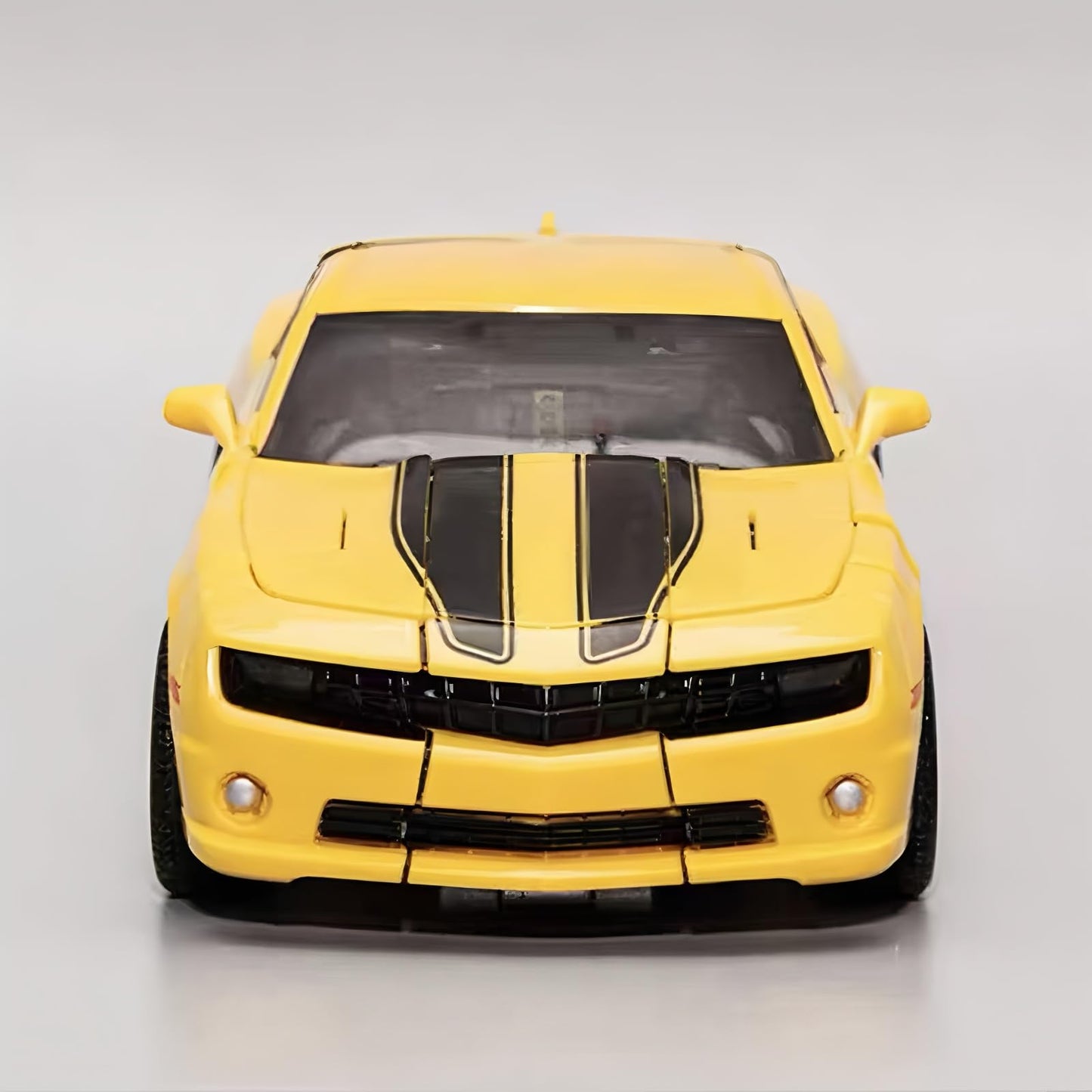 GERYNS Deformation Toy – Oversized 11-inch Robot & Car Transformer with Gear Joints