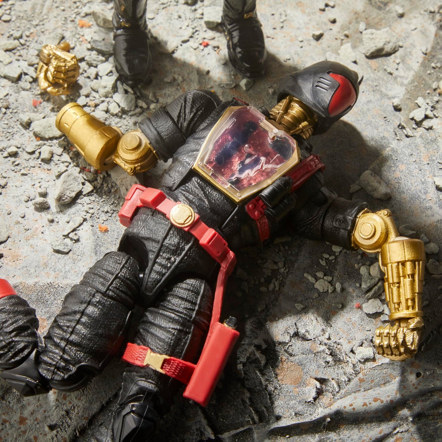 G.I. Joe Classified Series #134 Iron Grenadier B.A.T. 6-Inch Figure – 9 Accessories