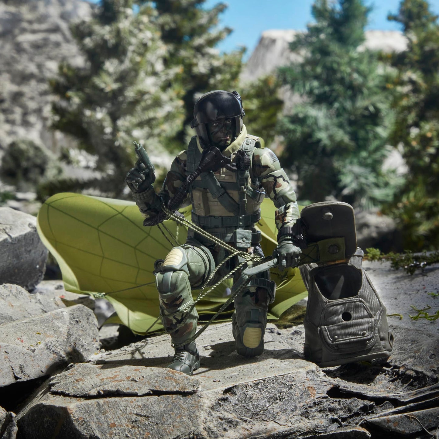 G.I. Joe Classified Series 60th Anniversary Action Pilot HALO Jumper – 6-Inch Figure with Parachute & 18 Accessories