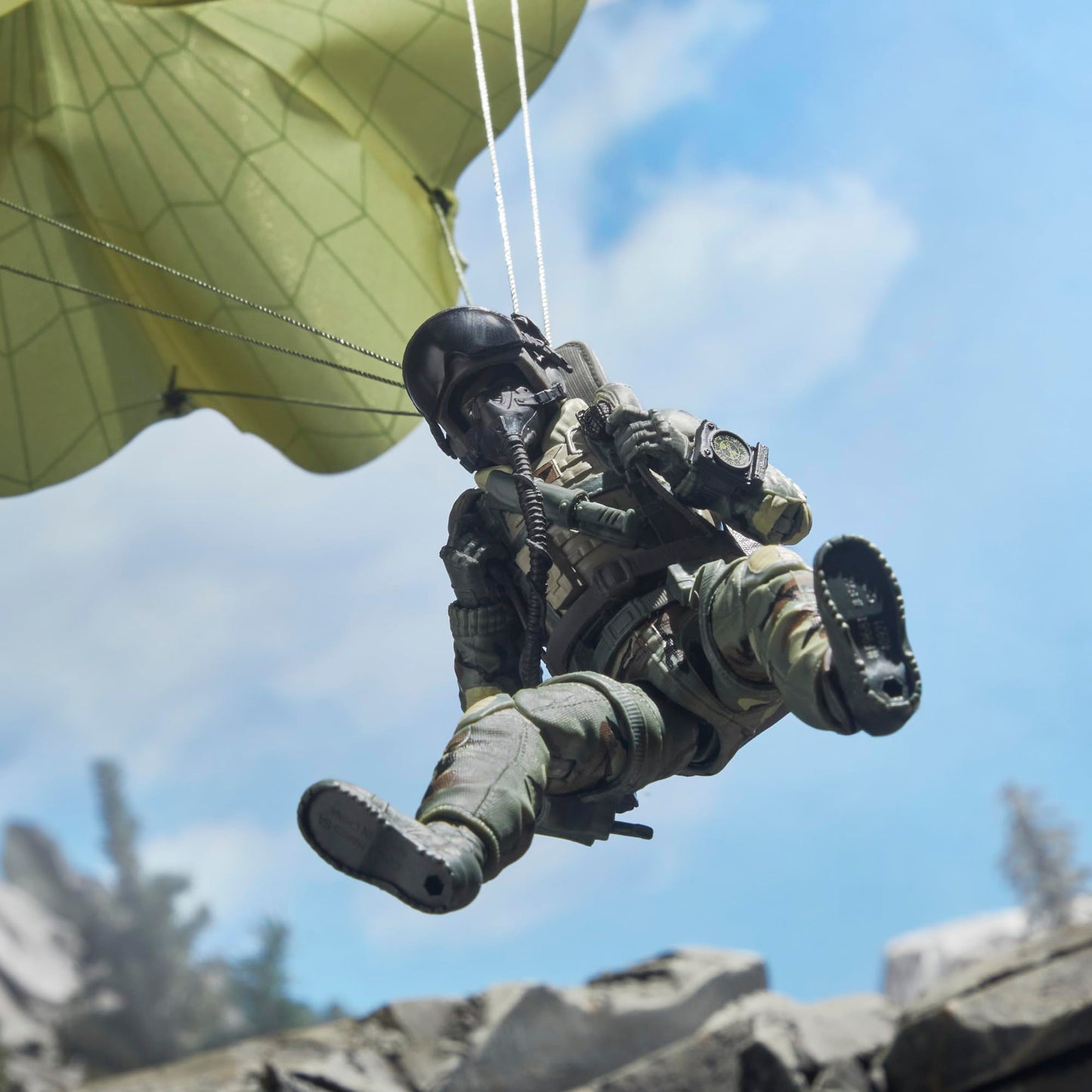 G.I. Joe Classified Series 60th Anniversary Action Pilot HALO Jumper – 6-Inch Figure with Parachute & 18 Accessories