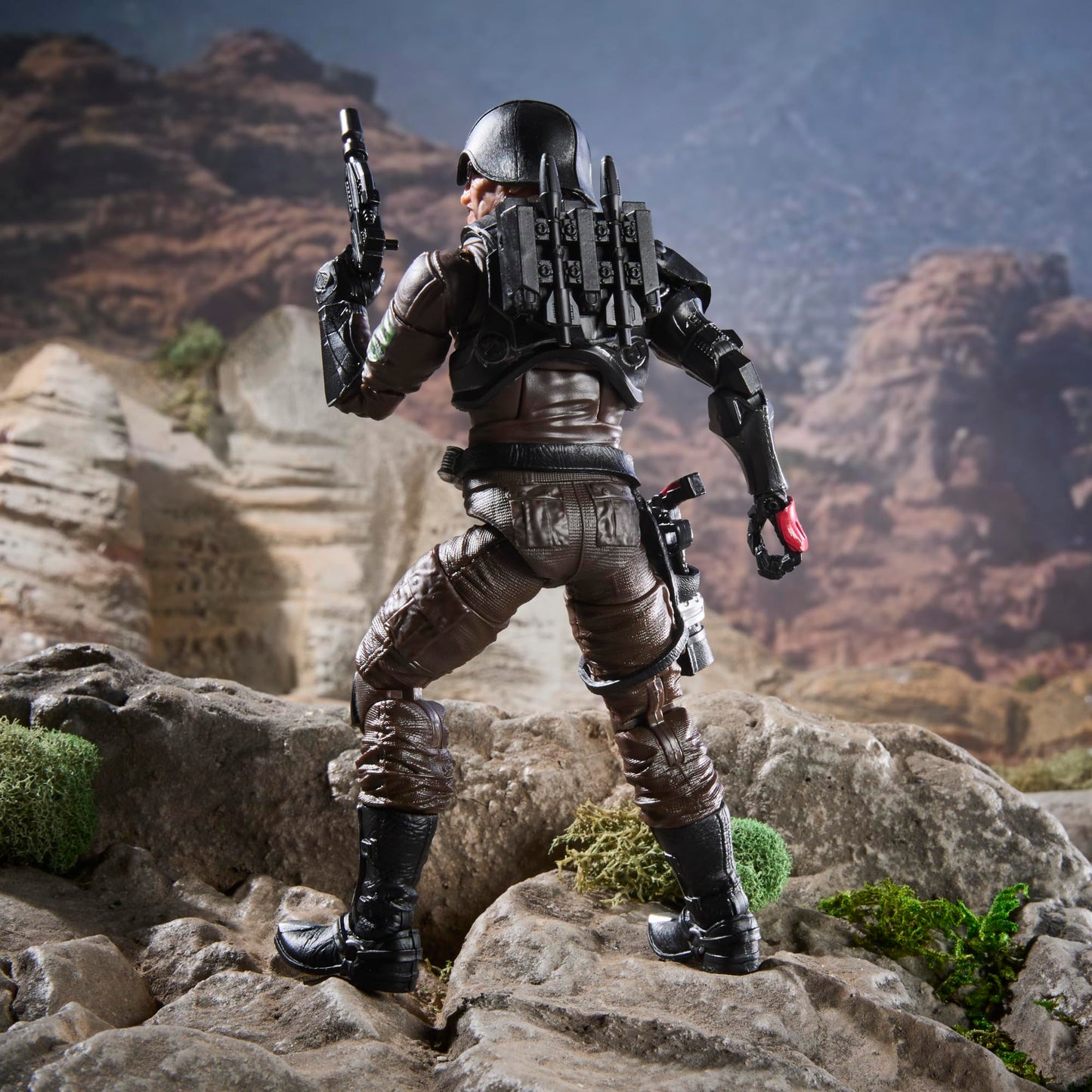 G.I. Joe Classified Series Major Bludd – 6-Inch Action Figure with 7 Accessories