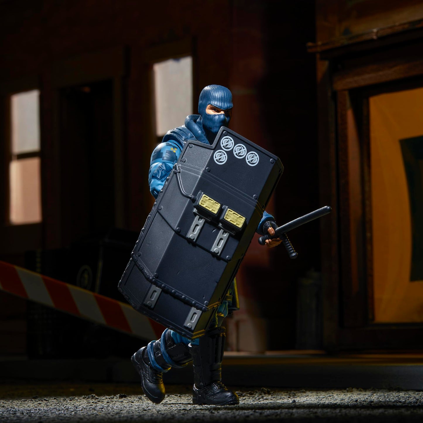 G.I. Joe Classified Series Jason 'Shockwave' Faria – 6-Inch Action Figure with 9 Accessories