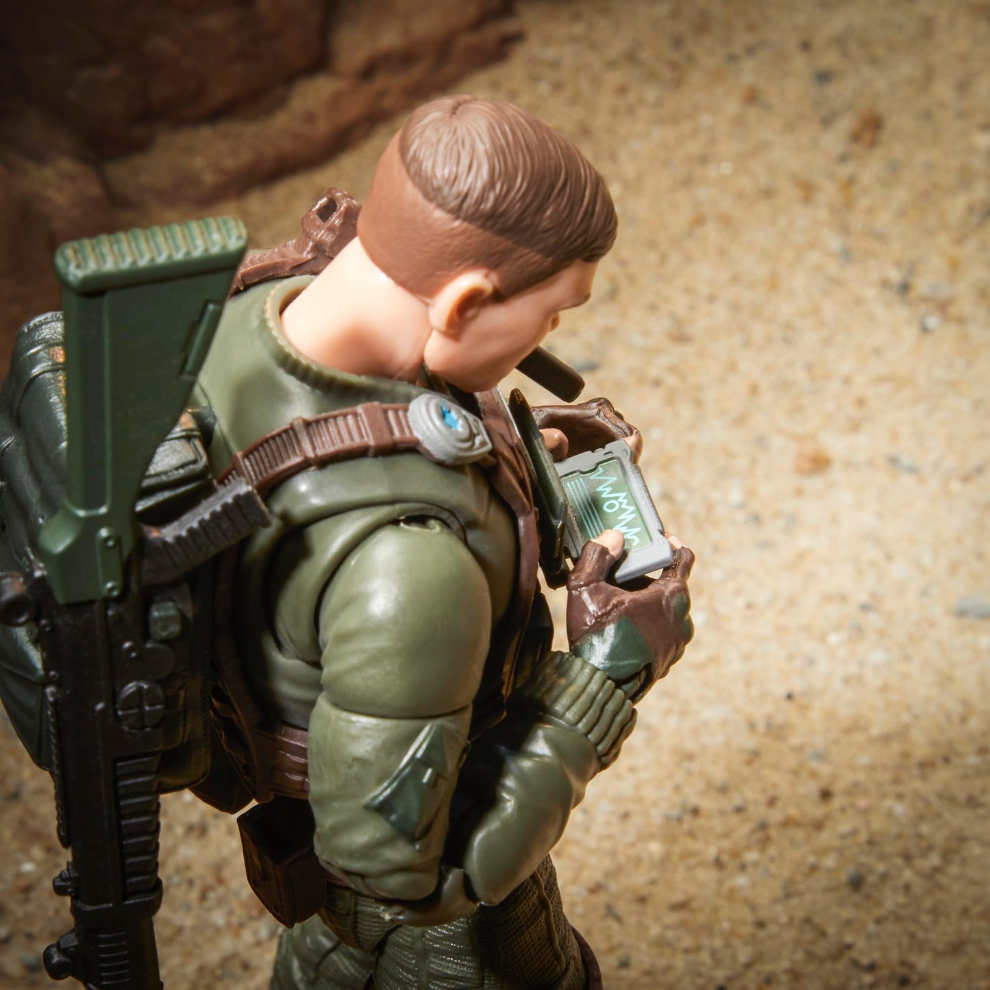 G.I. Joe Classified Series Robert Grunt Graves – 6-Inch Collectible Figure with 8 Accessories