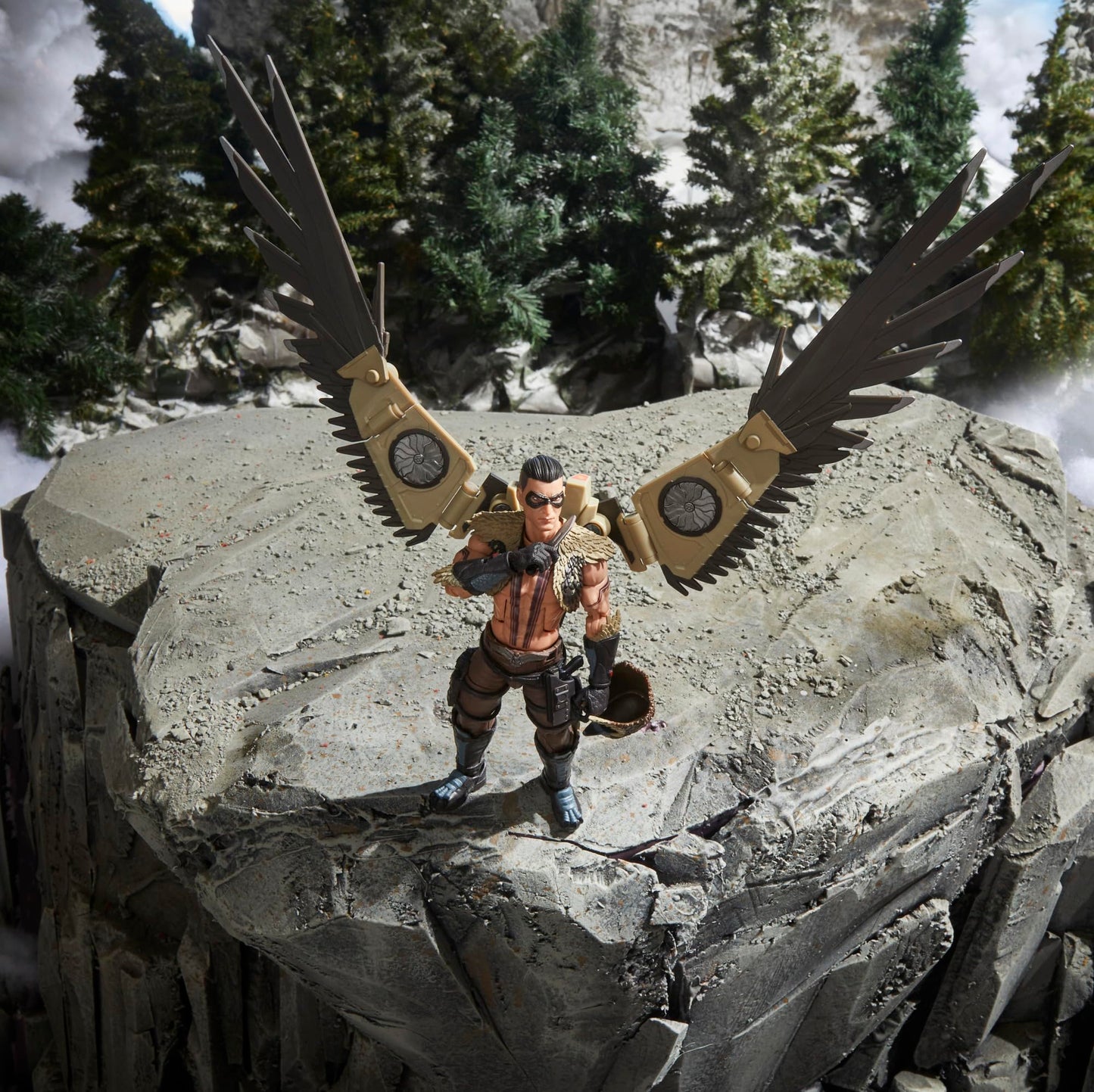 G.I. Joe Classified Series CHIP Raptor Talon & General Ledger — 6-Inch Action Figure + Falcon Companion, 7 Accessories, 17-Inch Jet Wing Pack