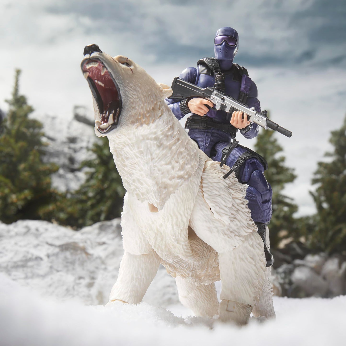 G.I. Joe Classified Series #161: Snake Eyes & Polar Bear – 6-Inch Figure Set with 15 Accessories
