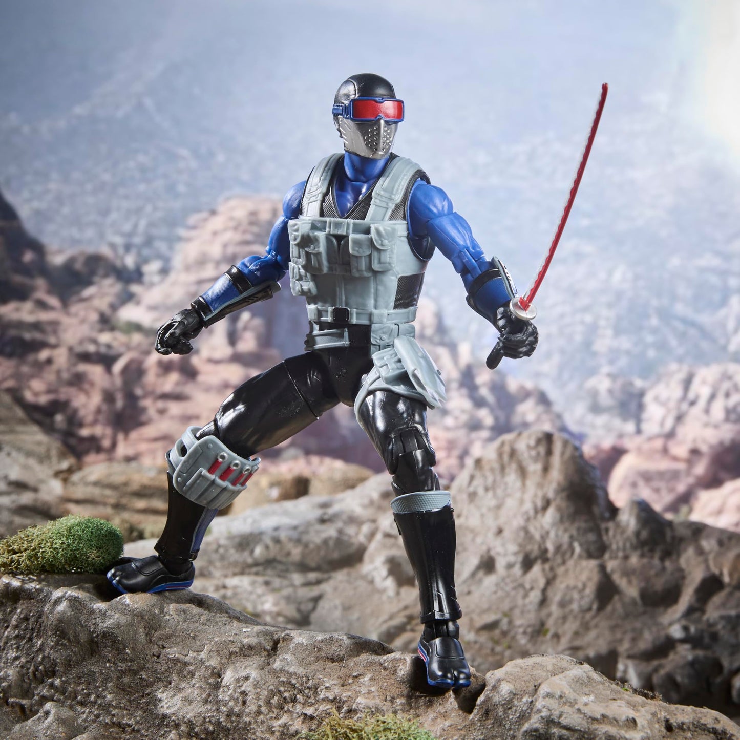 G.I. Joe Classified Series #165 Snake Eyes V4 – 6-Inch Action Figure with 7 Accessories