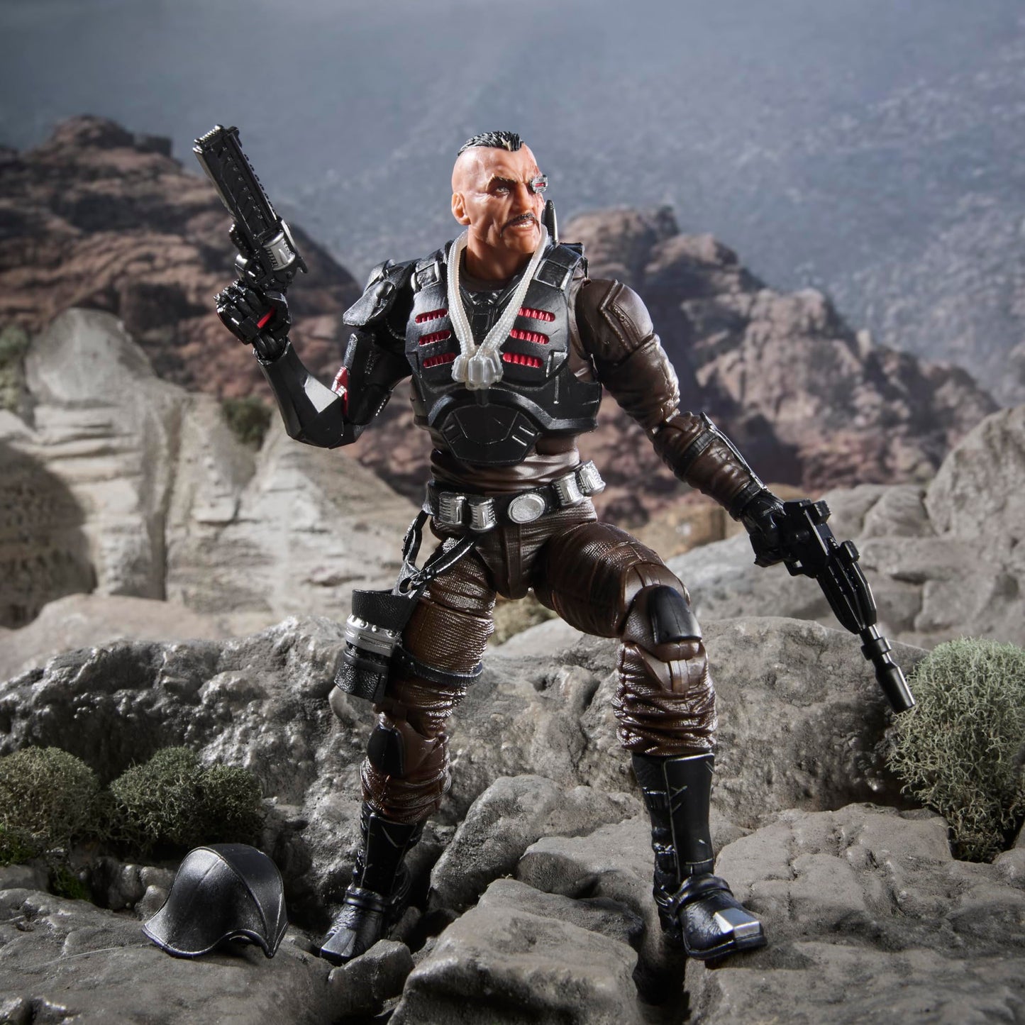 G.I. Joe Classified Series Major Bludd – 6-Inch Action Figure with 7 Accessories