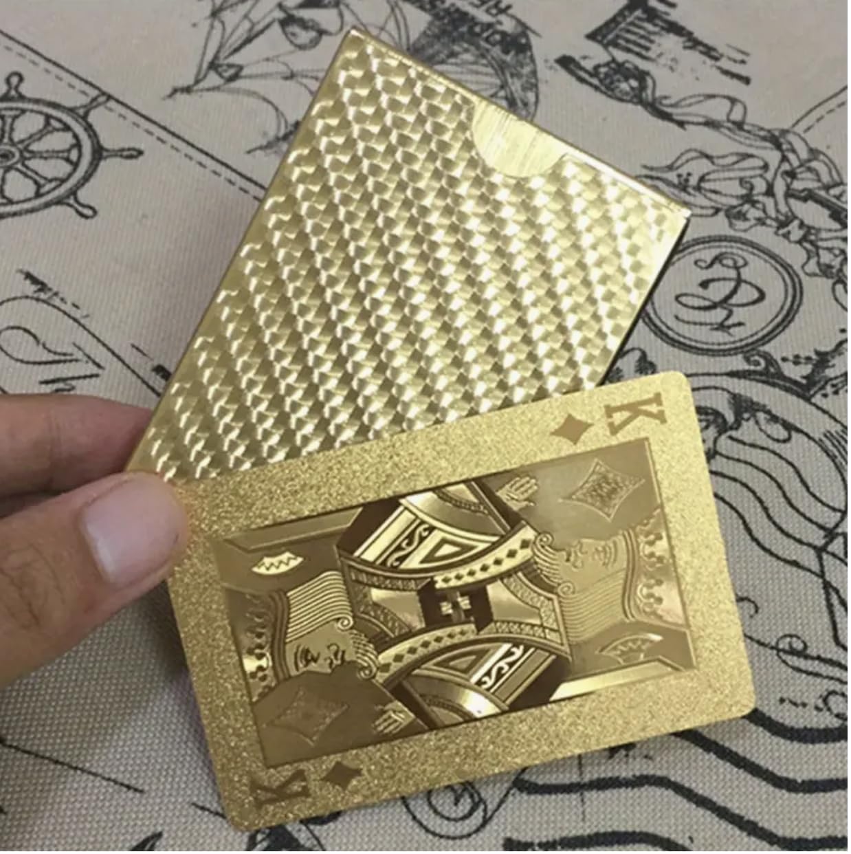 GIANT PANDA TRADING Gold Diamond Playing Cards – Waterproof & Durable PVC Deck (1 Deck)