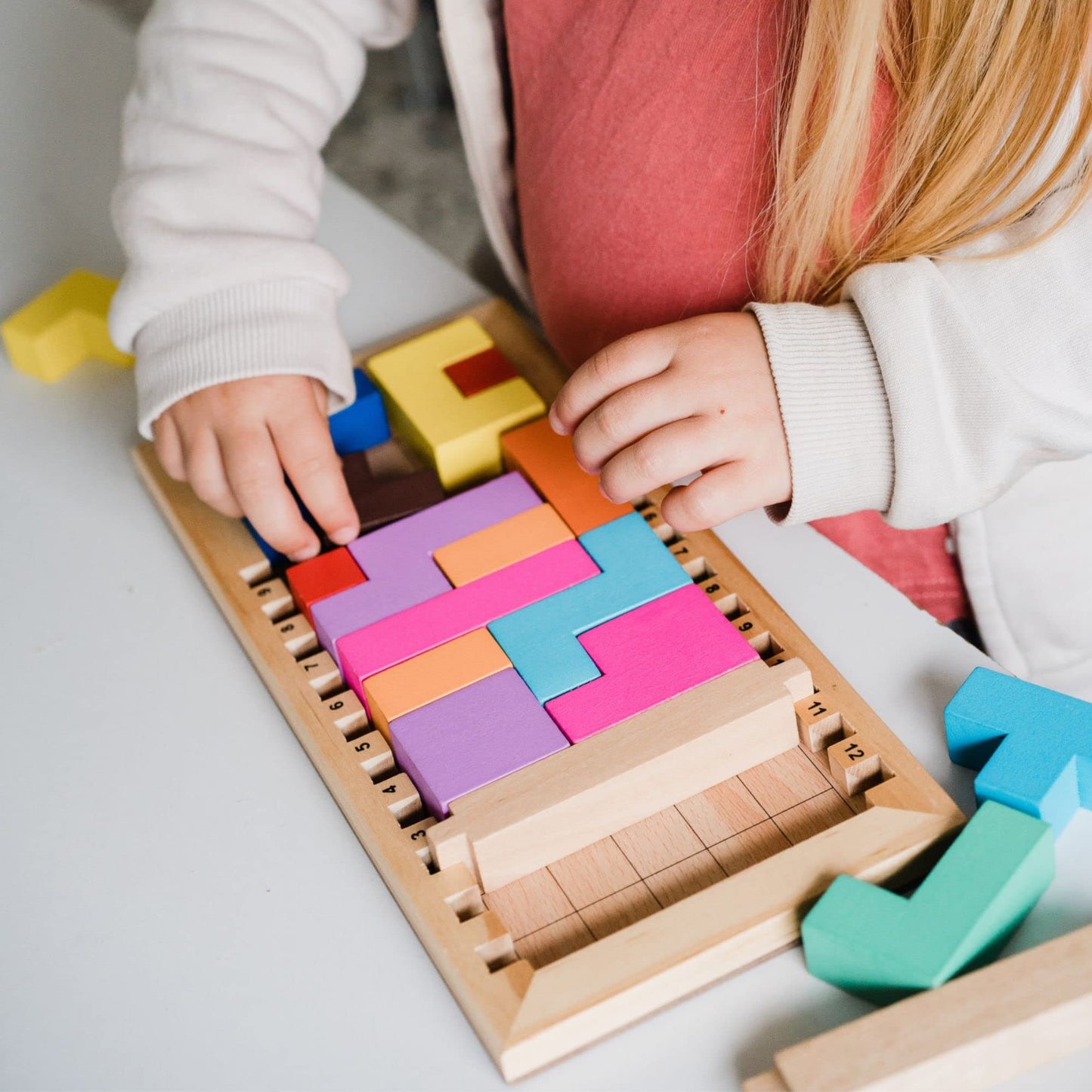 Katamino Family by Gigamic — Wooden Brain Teaser for Kids & Parents | 1-2 Players | Ages 3+ | 500+ Challenges