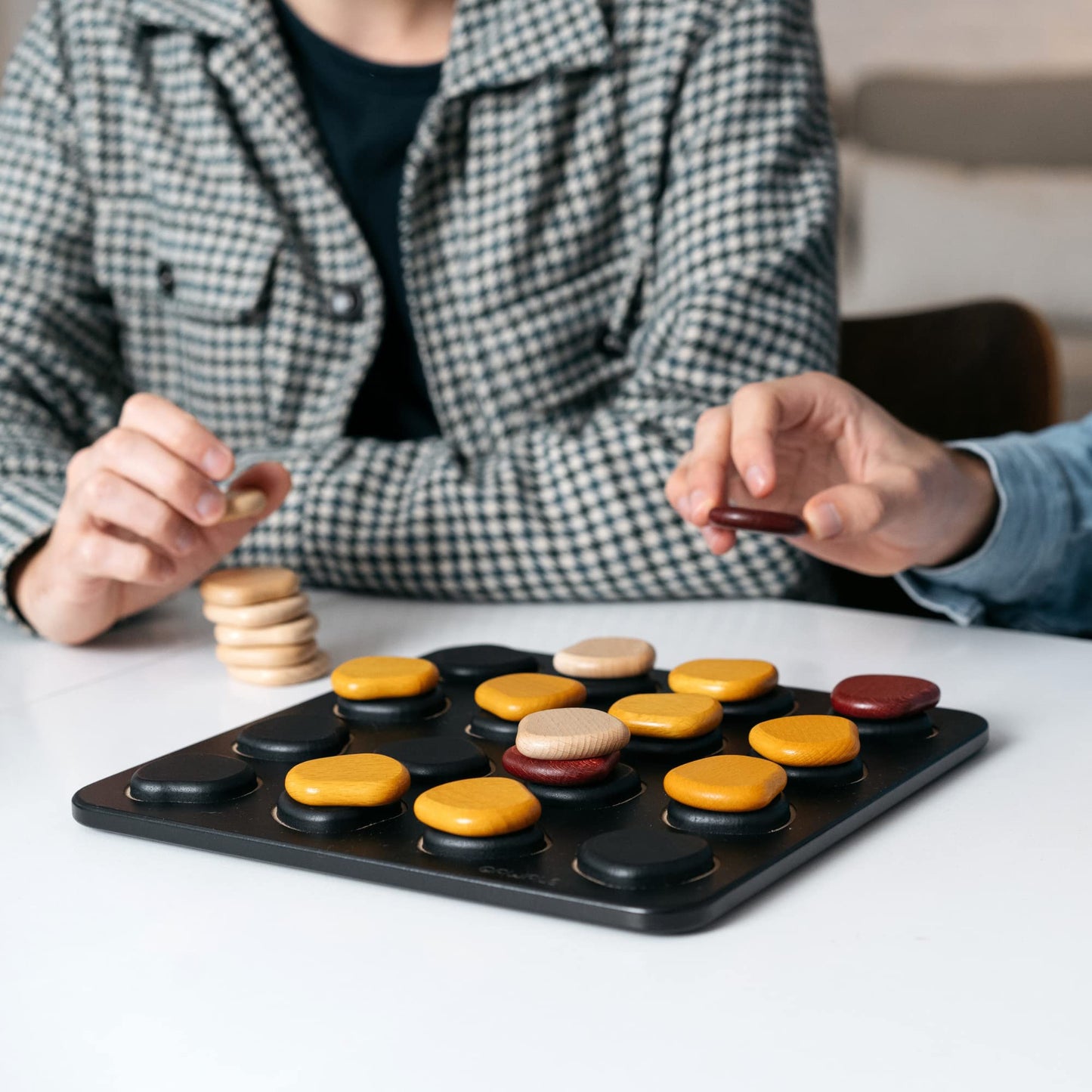 GIGAMIC Qawale — Award-Winning 2-Player Wooden Abstract Strategy Game