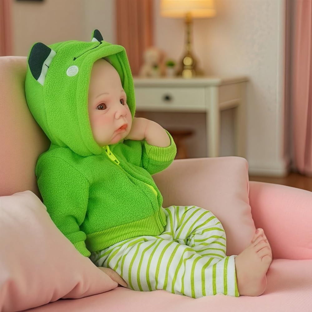 GiggleBabble 17-Inch Full Silicone Reborn Baby Doll – Eyes Open, Realistic & Gift-Ready