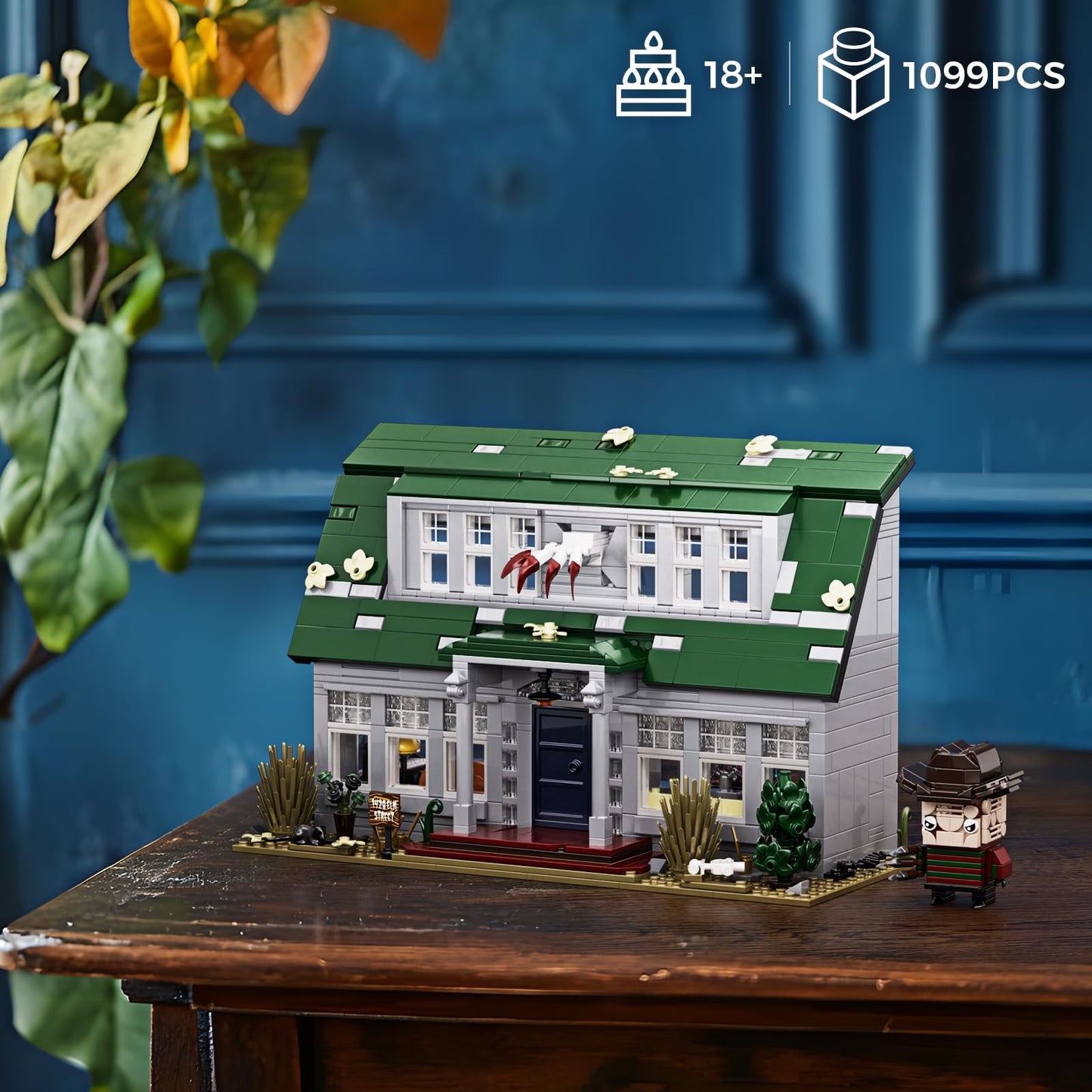 GIKCFSTBLA Halloween Nightmare Building House Set – 1099-Piece LED Haunted House & Freddy Figure