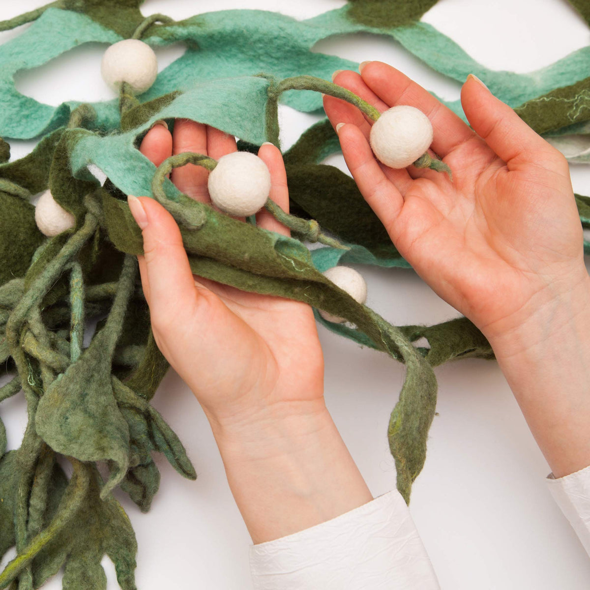 Glaciart One Wool Felt Balls - 60 Pcs, 25mm (1") Handmade Pure White Felt Balls for Felting & Garland