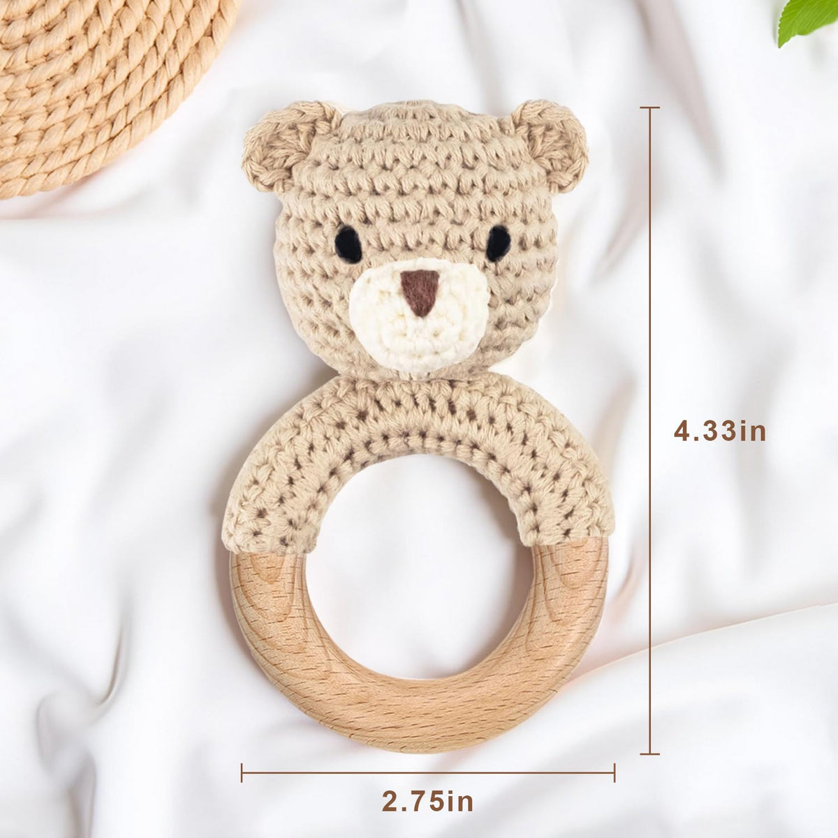 Gnigpclo Wooden Baby Rattle – Handmade Crochet Bear with Wood Teething Ring