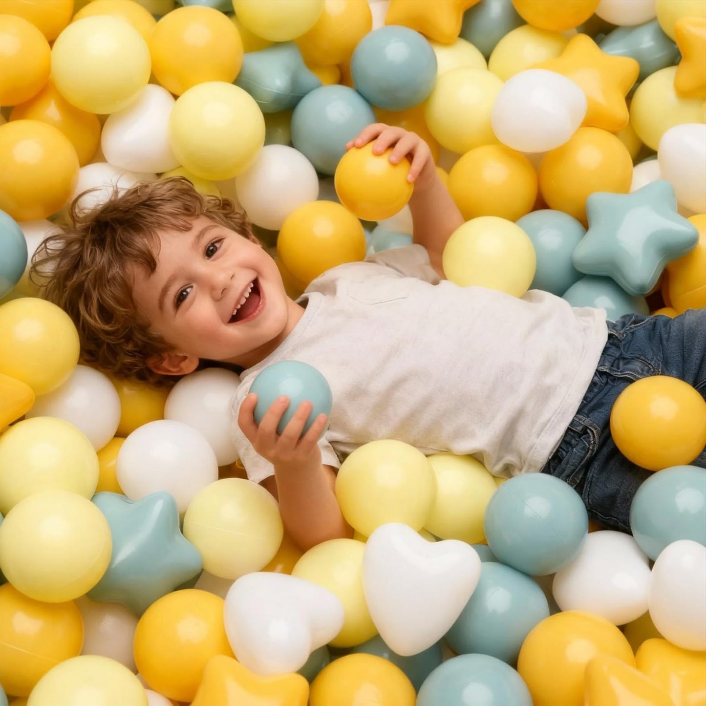 GOGOSO Ball Pit Balls – 200pcs Stars & Hearts, Pastel Yellow & Blue