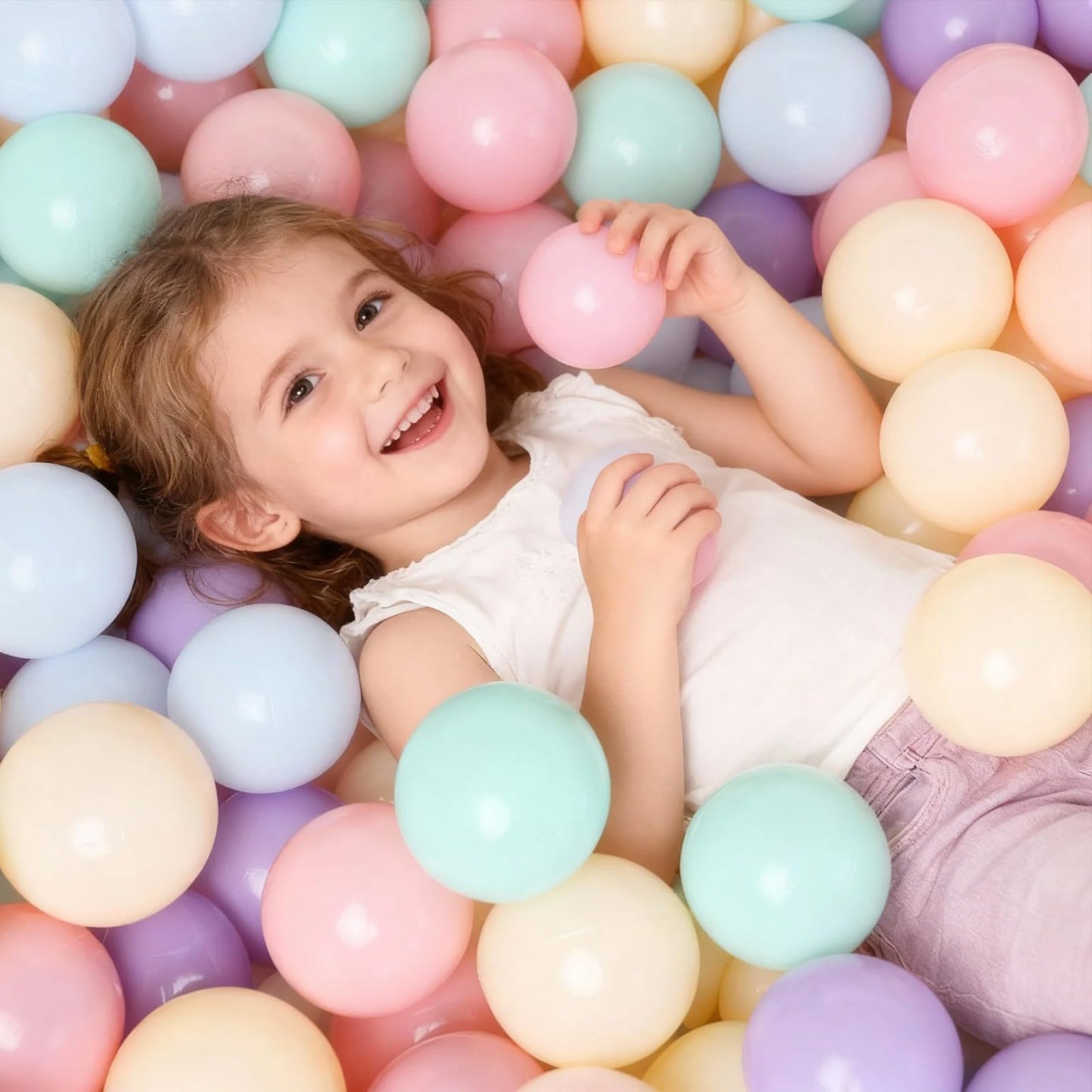 GOGOSO Ball Pits Balls – 2.15-Inch Diameter, Crush-Proof, Non-Toxic, 50 Count, 6 Colors