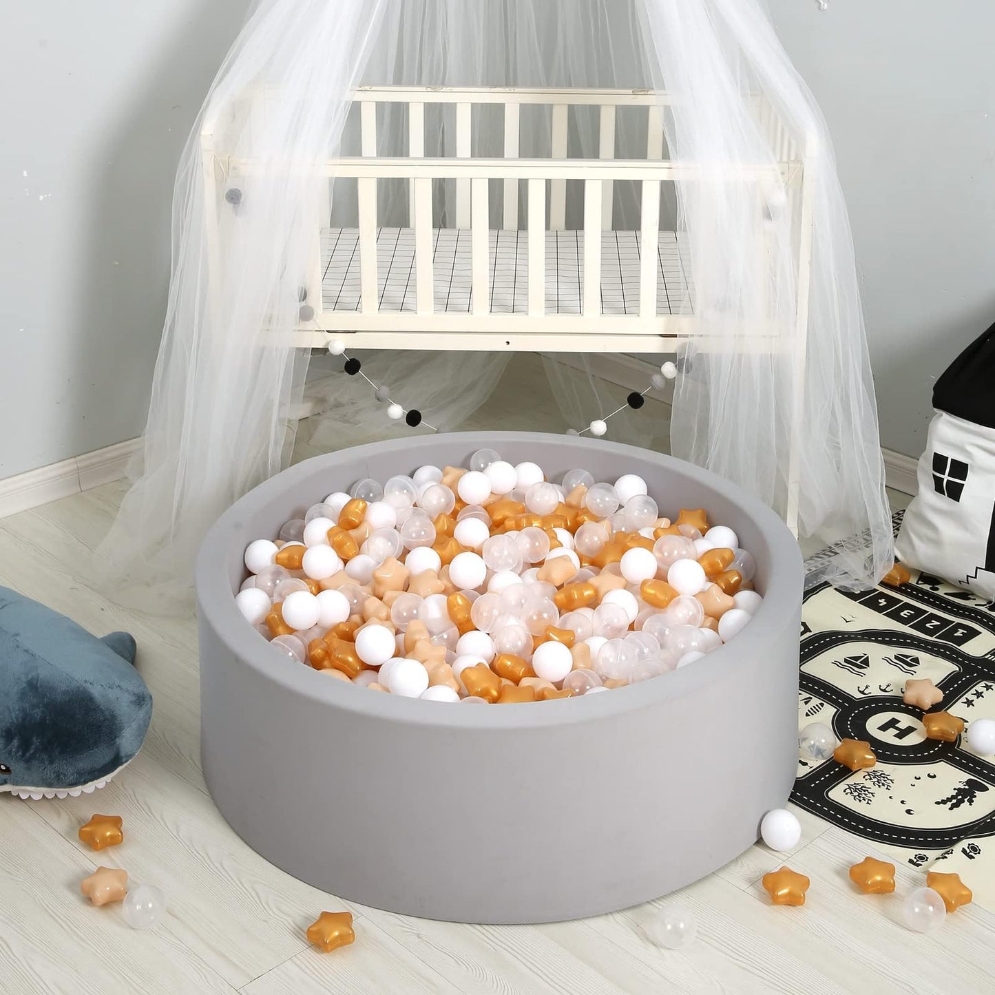 GOGOSO Ball Pit Balls with Starballs – 100 Crushproof 2.15-inch Plastic Balls for Babies, Toddlers & Kids (5 Colors)