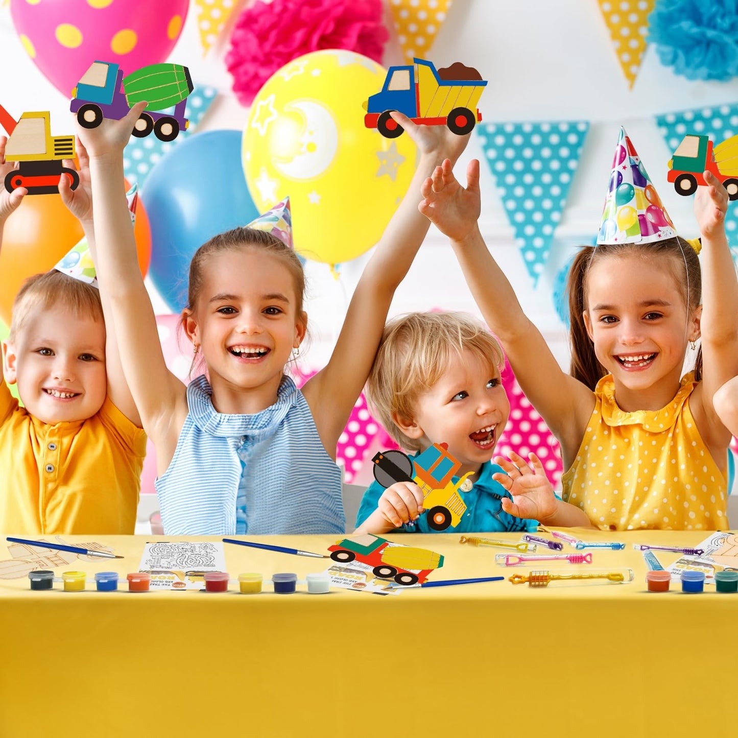GOGREENWOVEN Construction Party Favors — 12-Piece Truck Theme Bubbles & Paint Kit