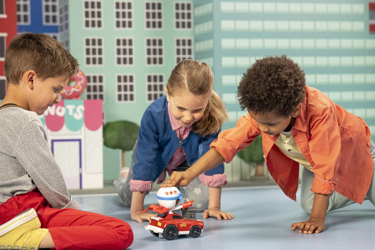 Goliath Donut Dash Game with 24-Piece Puzzle – Race to Match Donuts on Any Surface