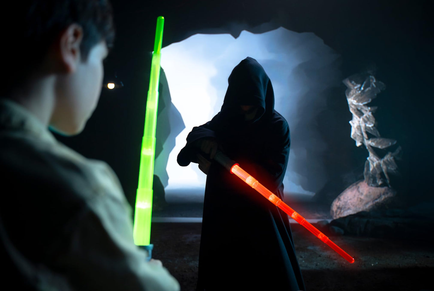 Goliath Power Saber: Auto Extending 35-Inch Battle Saber with Motion SFX