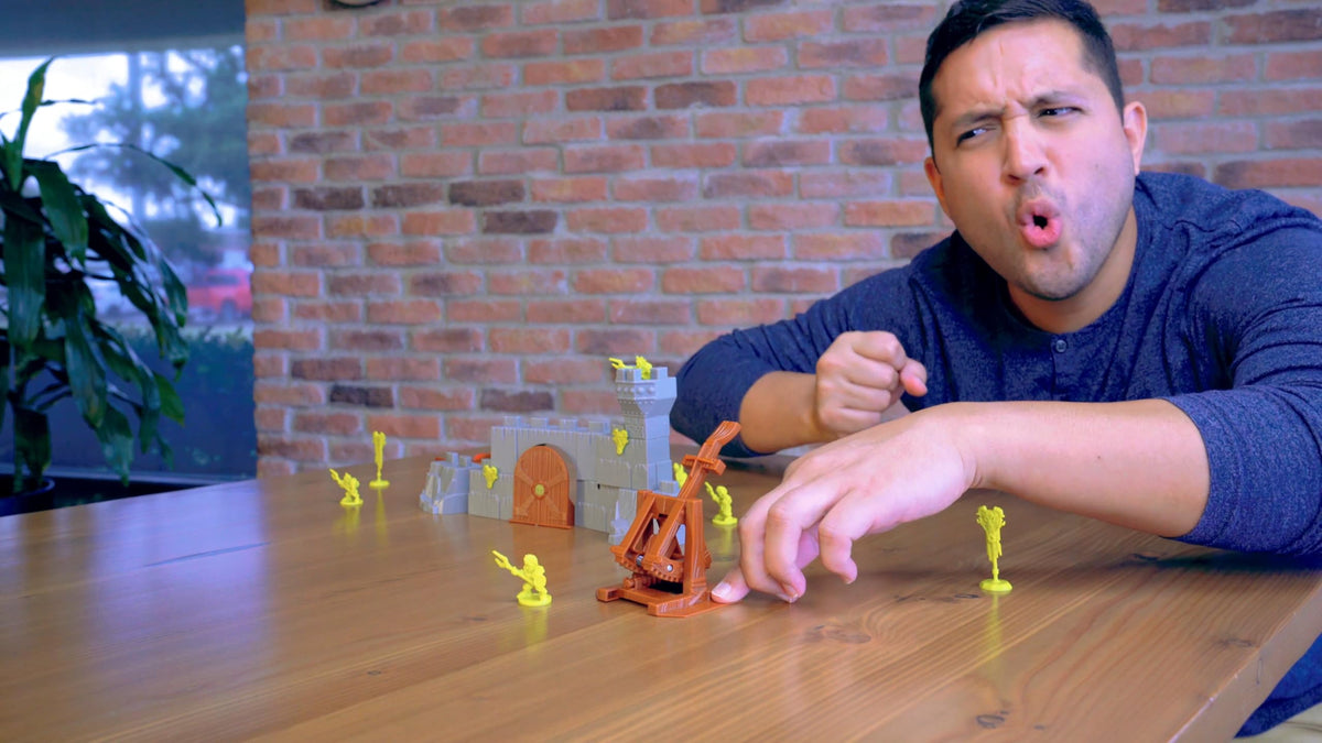 Goliath Crossbows & Catapults Castle Battle – Strategy Game for 2 Players, Ages 7+