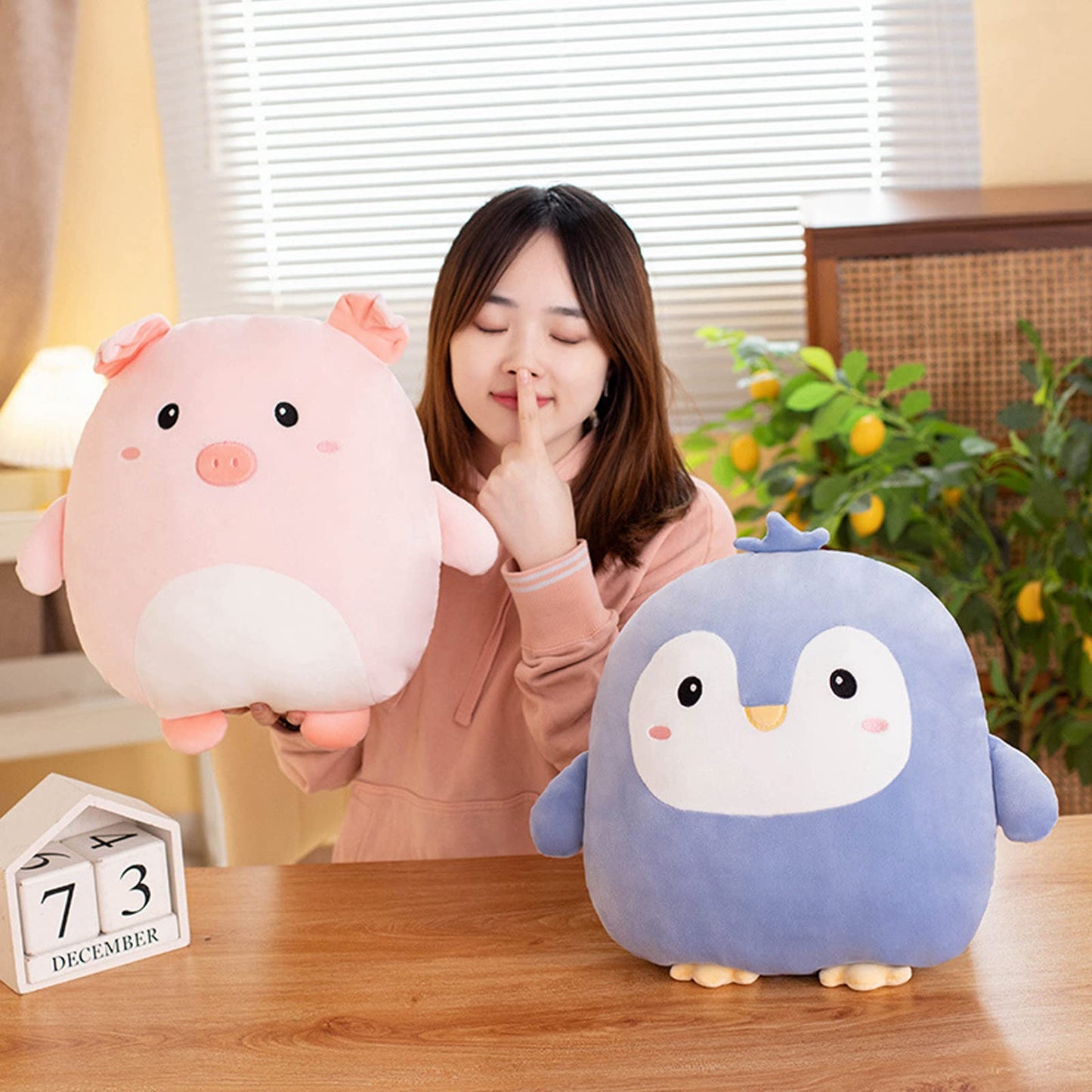 Grafingy Penguin Plush Pillow – 16-Inch Ultra-Soft Plush Toy & Throw Pillow
