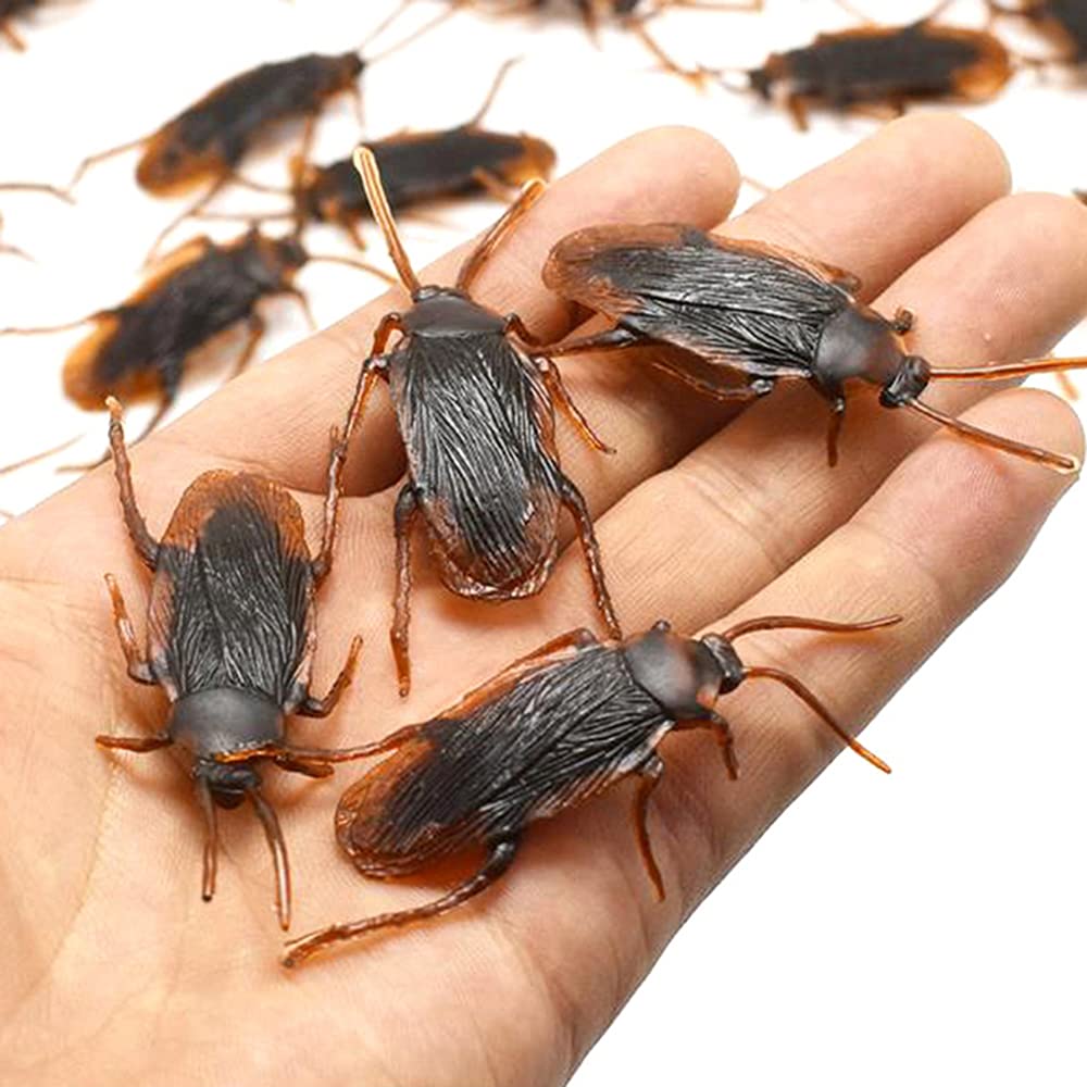 GUDVES Prank Roaches – Realistic 10-Piece Plastic Cockroach Toys for Pranks