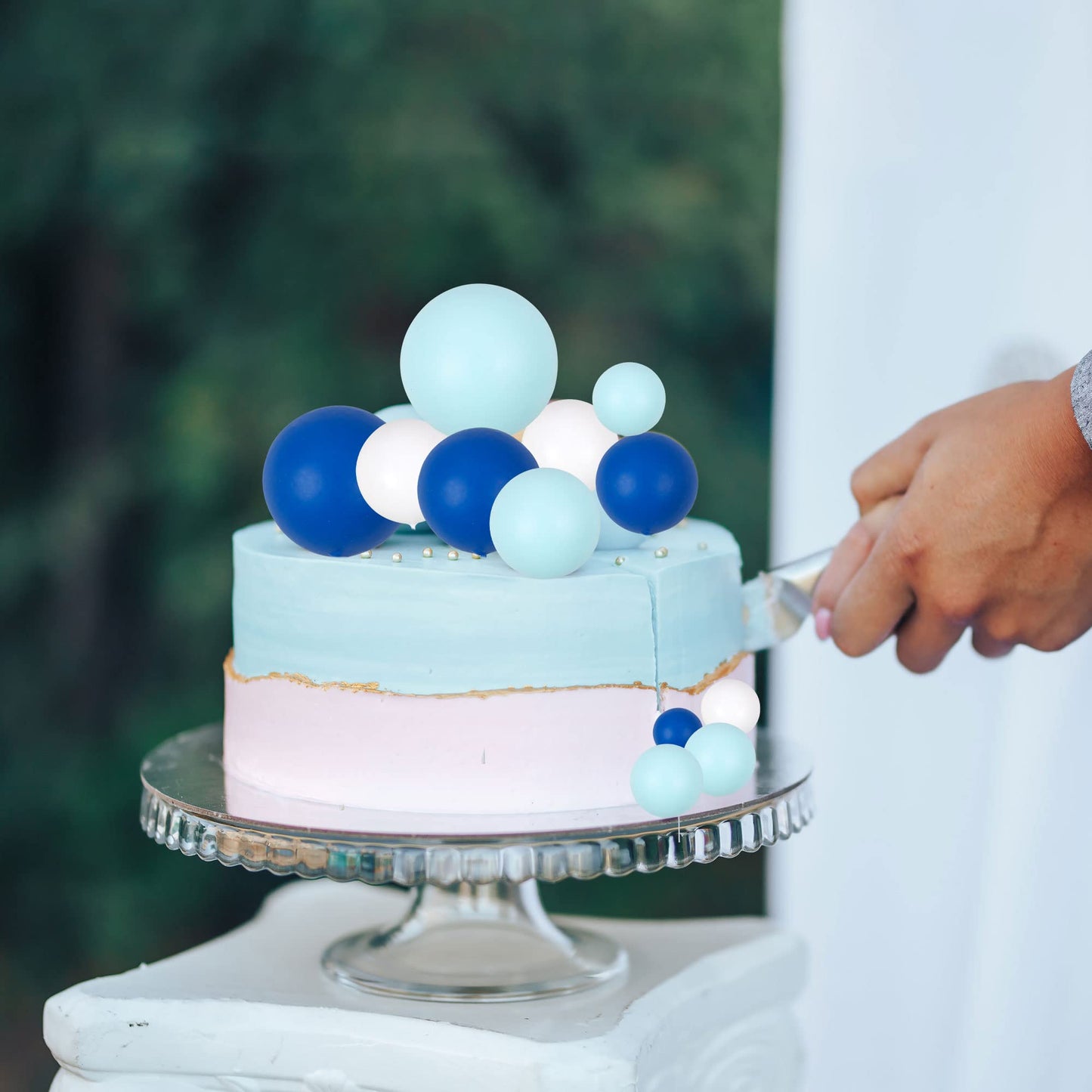 Gyufise 30Pcs Ball Cake Picks – Colorful Blue, White & Dark Blue Ball Topper Set for Cakes & Desserts