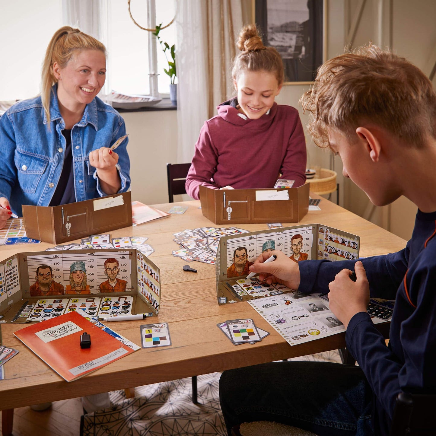 HABA The Key: Escape from Strongwall Prison — Investigative Crime Game