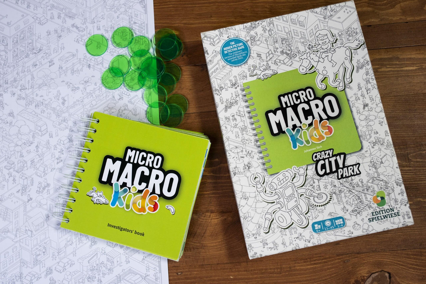 Hachette Boardgames MicroMacro Kids: Crazy City Park | Cooperative Detective Game for Kids Aged 6–8 | 1–4 Players | 10–30 Min