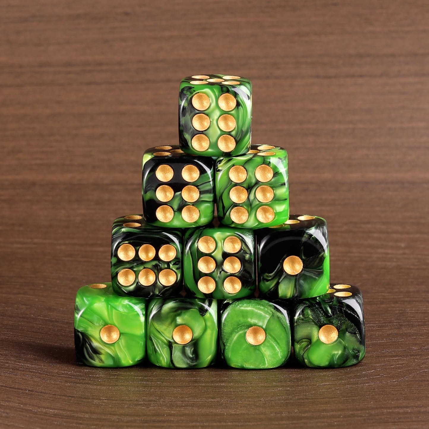 Handan 24-Pack 16mm 6-Sided Dice — Green & Black, Portable Yahtzee & Math Dice