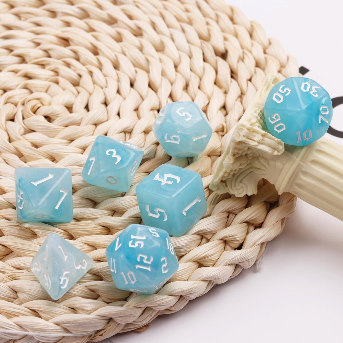 Handan 7-Piece Polyhedral DND Dice Set with White & Blue Swirls for RPG Tabletop