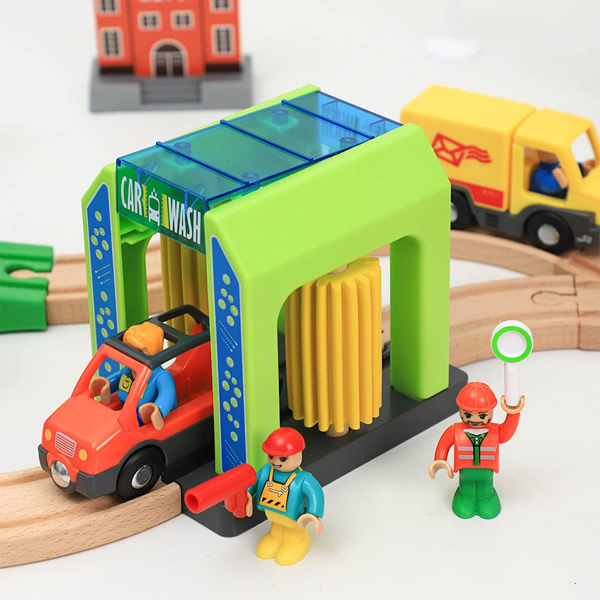 HANQIANN Car Wash Station Playset for Wooden Train Track – Creative Pretend Play Toy