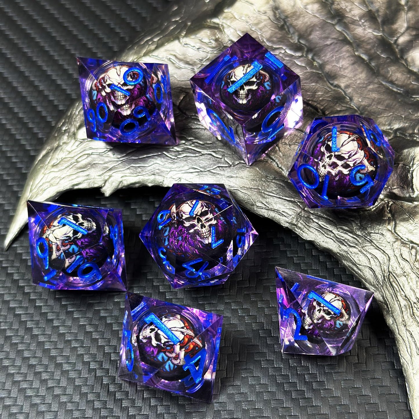 HAOMEJA Skull D&D Monster Resin Dice Set – 7 Sharp-Edged DND Dice with Dragon Eye Gift Bag (Purple)