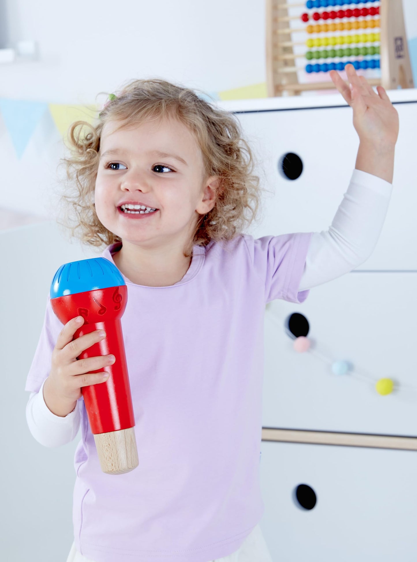 Hape Mighty Echo Microphone – Battery-Free Voice Amplifying Toy for Kids 1 Year & Up (Red)