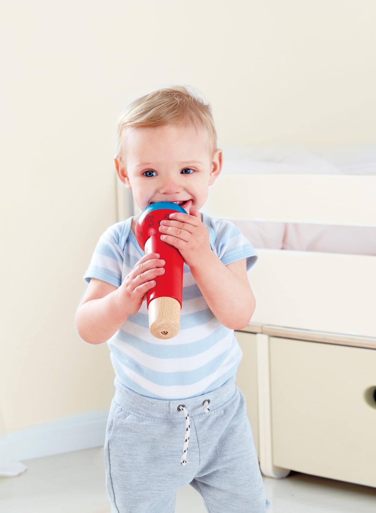 Hape Mighty Echo Microphone – Battery-Free Voice Amplifying Toy for Kids 1 Year & Up (Red)